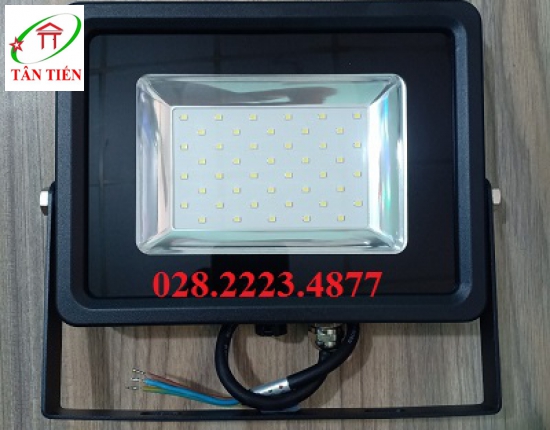 Đèn pha Led 500w MPE FLD3-500T - Đèn LED Tân Tiến - Công Ty TNHH Thương Mại Dịch Vụ Kỹ Thuật Điện Tân Tiến
